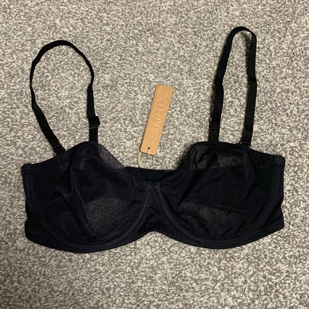 NWT skims bra